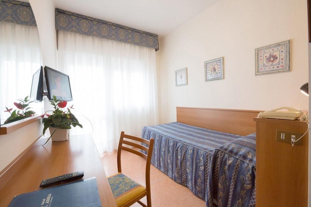 Hotel Adria Sul Mare Caorle Eksteriør bilde
