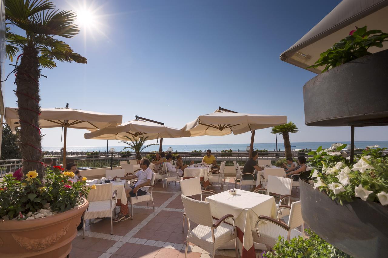 Hotel Adria Sul Mare Caorle Eksteriør bilde
