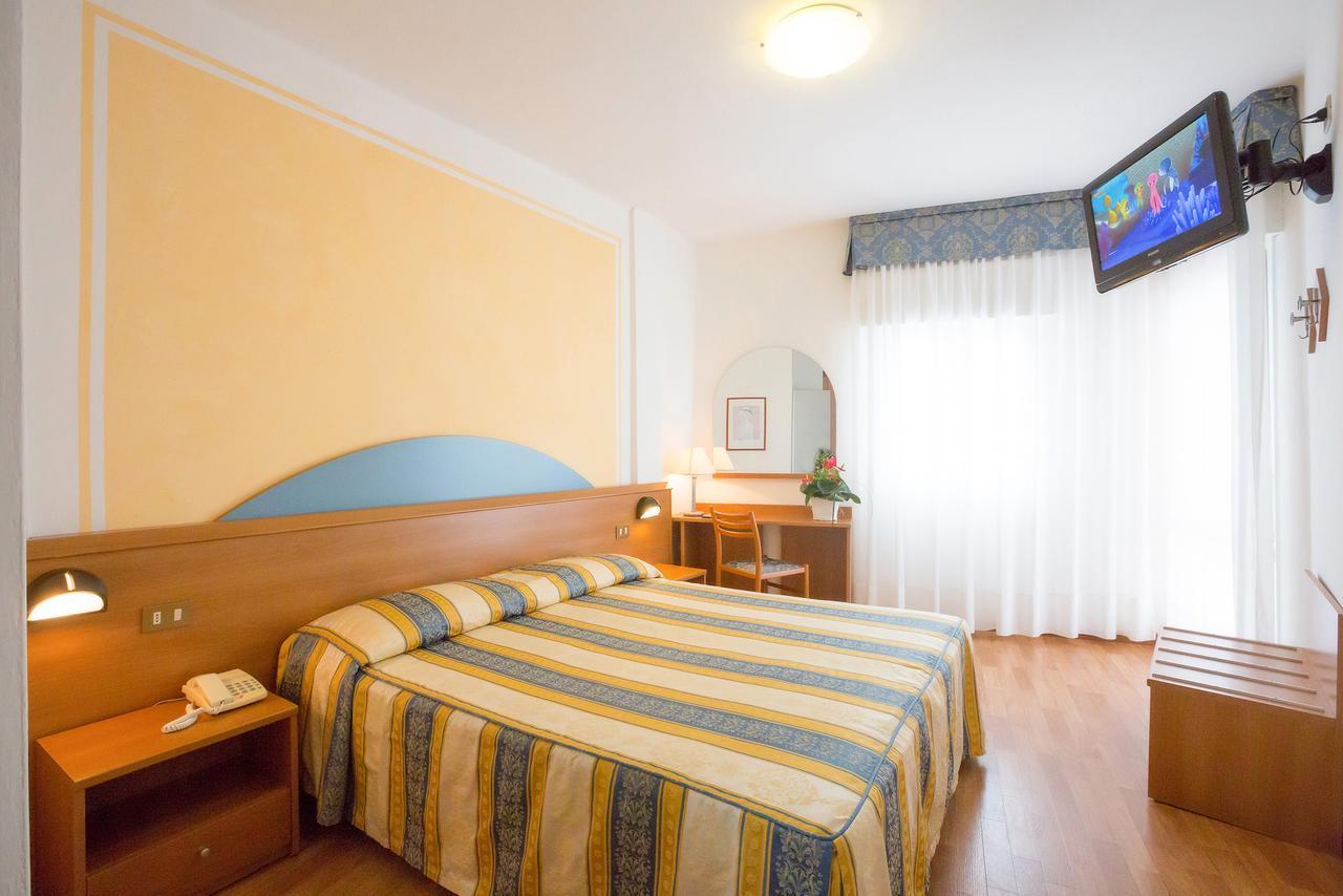 Hotel Adria Sul Mare Caorle Eksteriør bilde